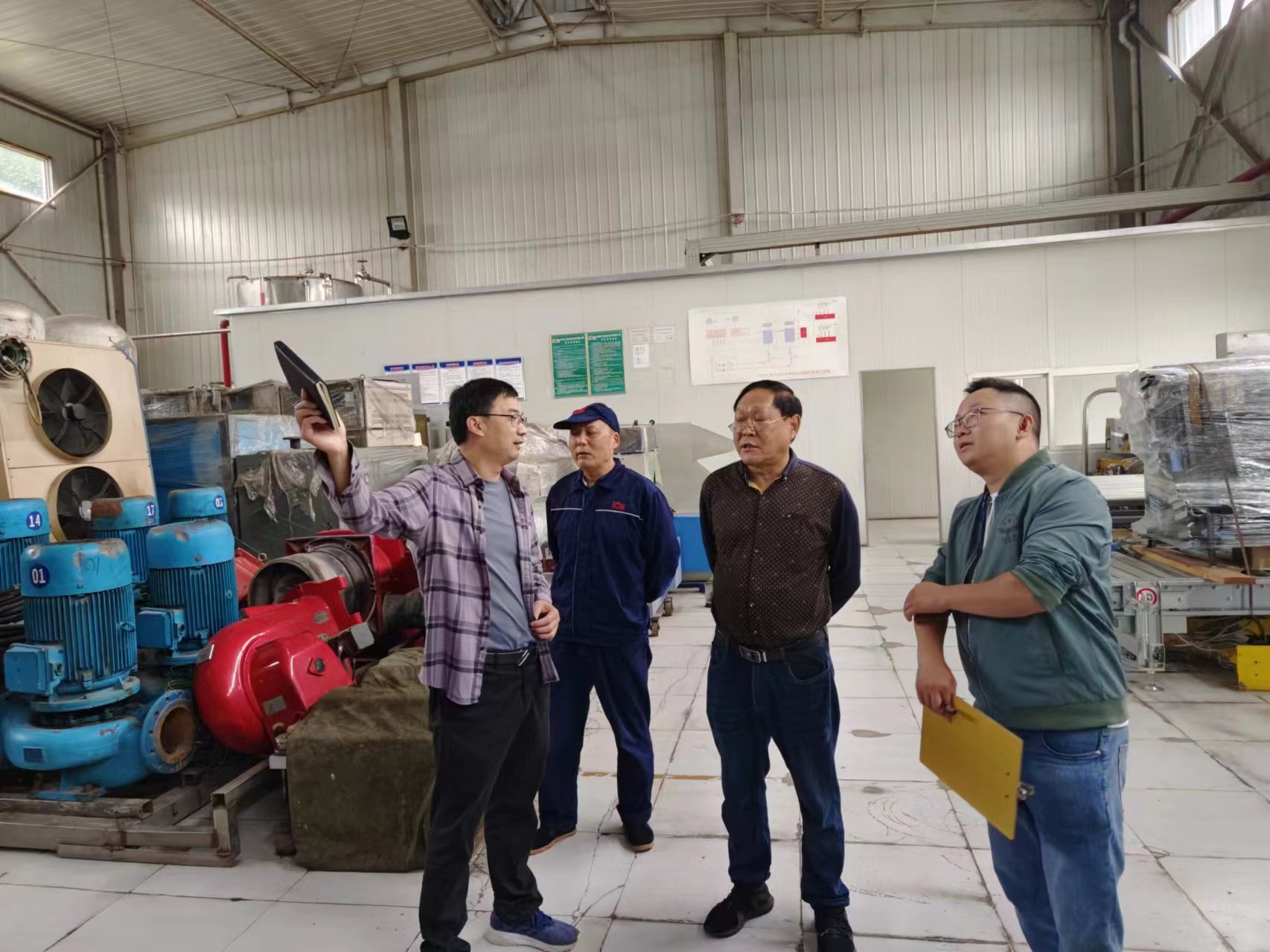 本周我司技术人员持续配合南充市嘉陵区经济和信息化局开展全覆盖式企业安全检查服务